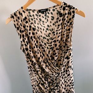 DKNY Animal print top!